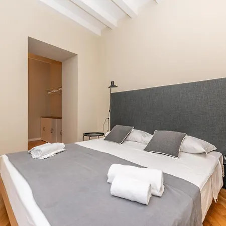 Historical Center Brand New Gem *